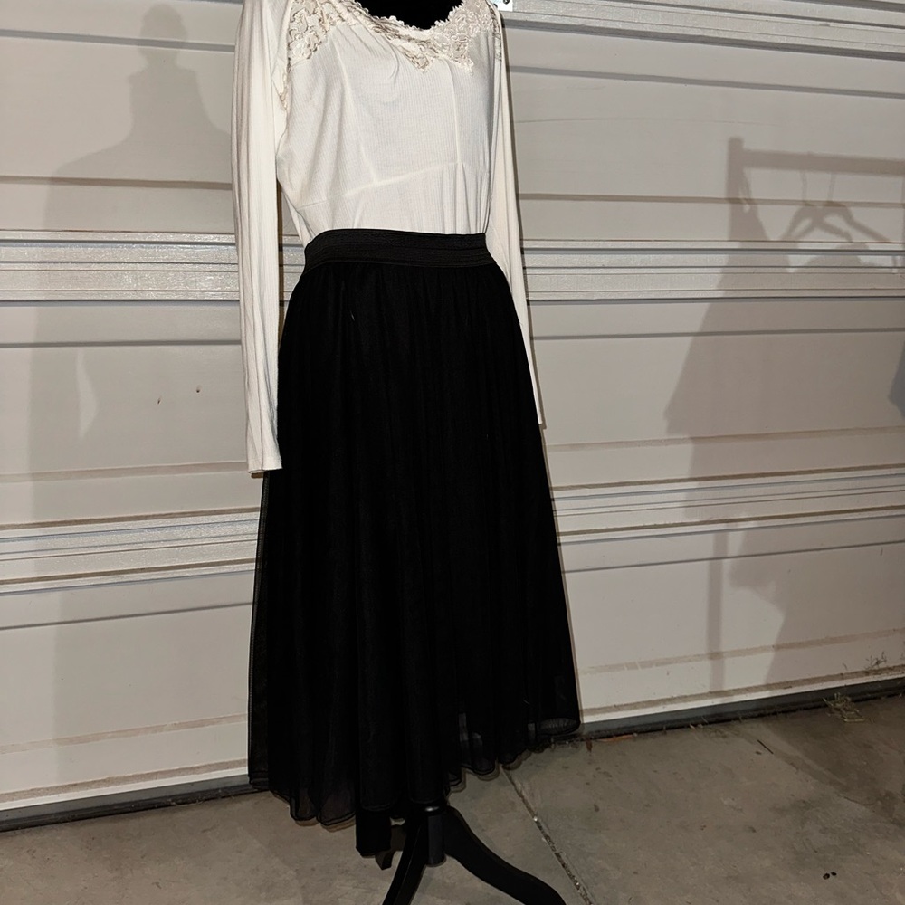 Torrid Black Tulle Midi Skirt
